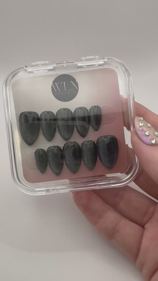Black Cat Eye with Sparkles